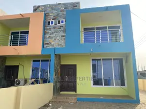 2bdrm House in Ovel, East Legon for rent