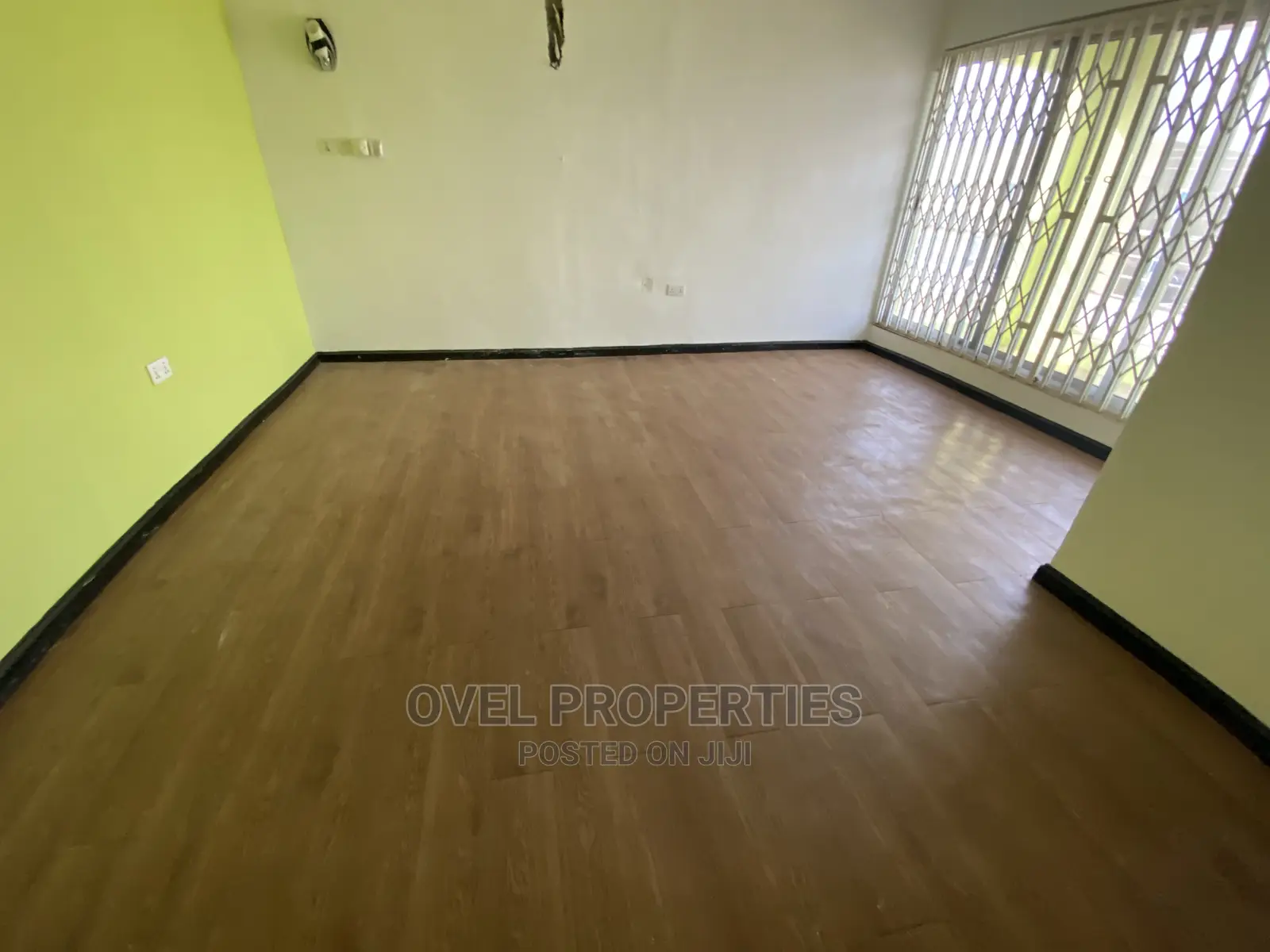2bdrm House in Ovel, East Legon for rent