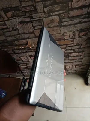 New Laptop Medion Akoya S3409 4GB Intel Core I3 HDD 350GB