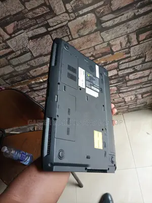 New Laptop Medion Akoya S3409 4GB Intel Core I3 HDD 350GB