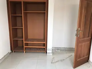 6 Bedroom House Ensuite