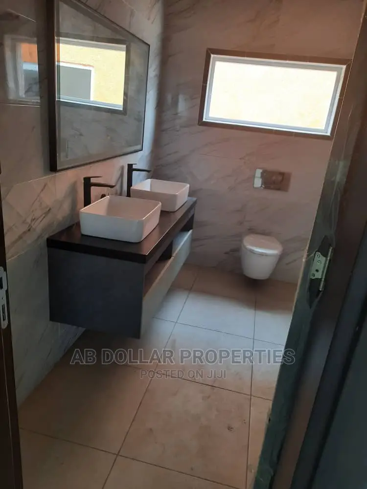 4 Bedroom House In Spintex For Sale