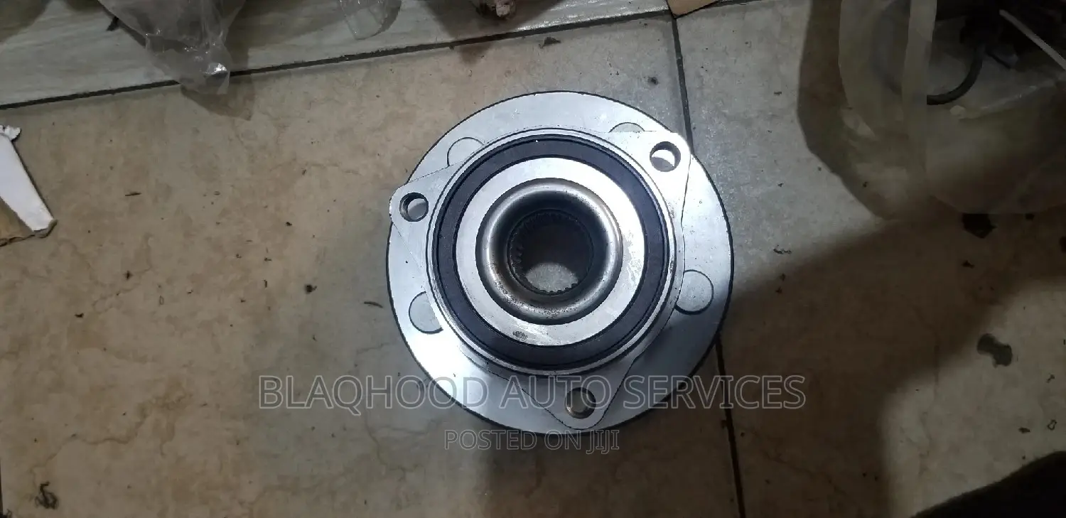 Ford Expedition 1997-2000 Free Wheel Hub Pair Available