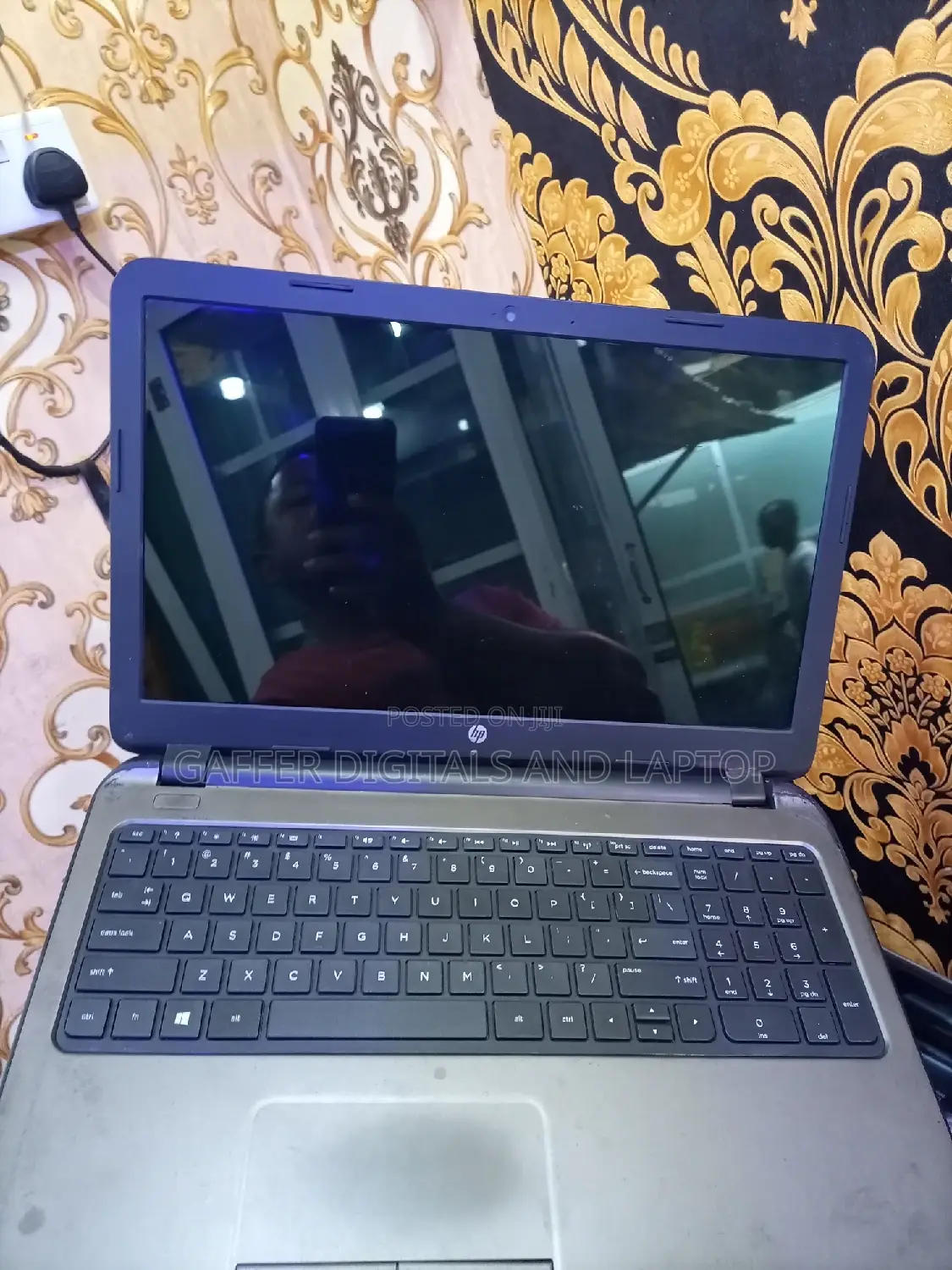 Laptop HP 215 G1 4GB Intel Celeron HDD 256GB