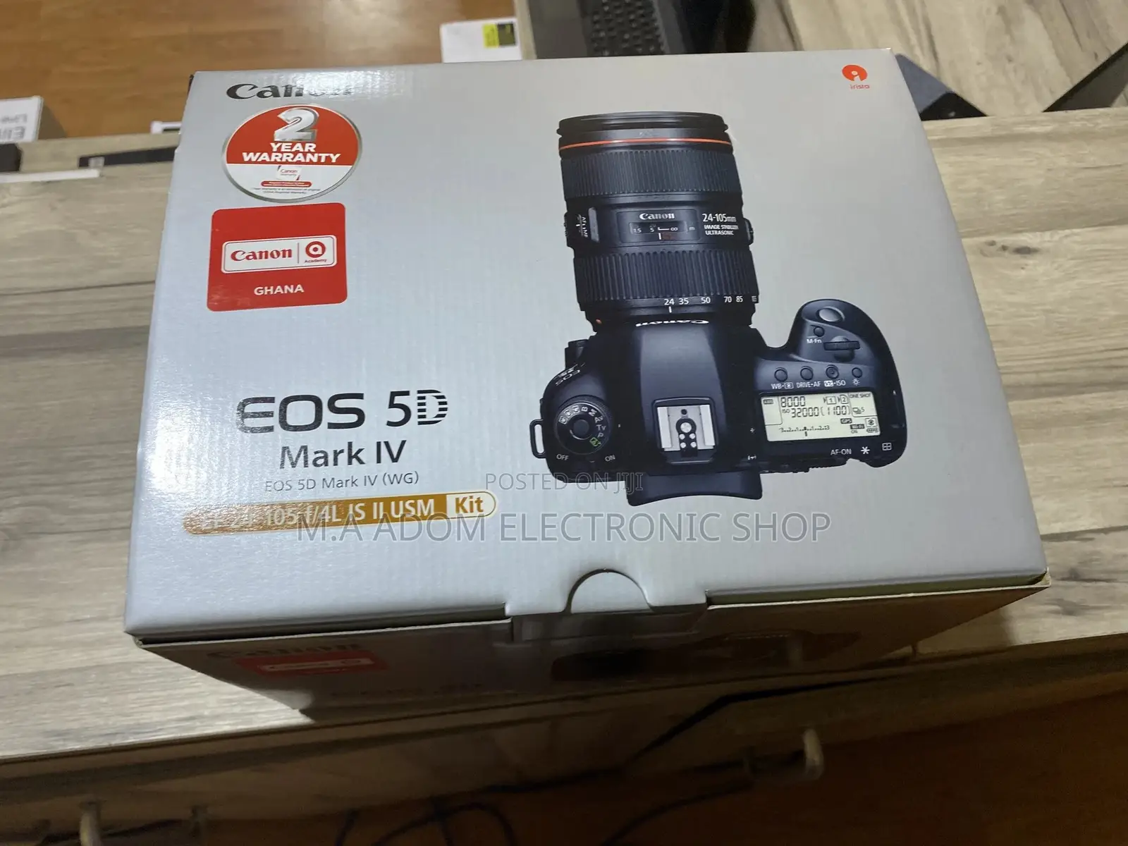 Dual Pixel RAW; AF Area Select Button Canon 5D Mark IV