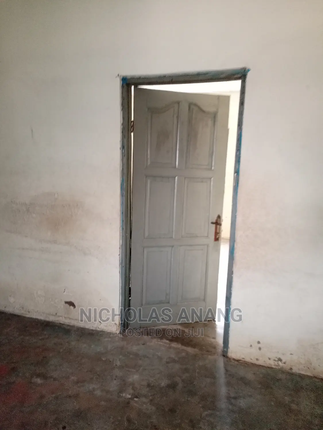 1bdrm House in New Town for rent