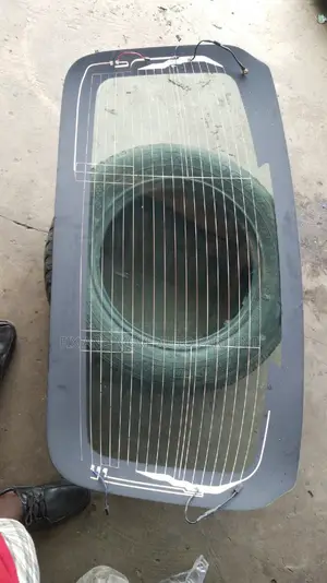 Mercedes Benz C250/C300 Original Windscreen Front/ Back