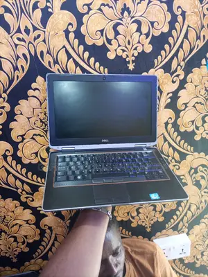 Laptop Dell Latitude E6420 4GB Intel Core I5 HDD 256GB