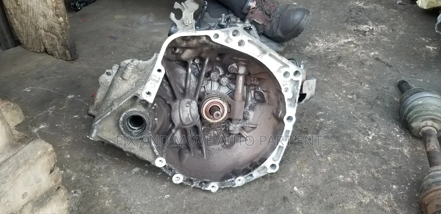 Toyota Yaris/Vitz 2007-10 Manual Gearbox Port/Cable Availabl
