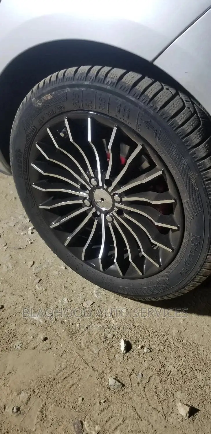 Alloy Rims and Tyres for All Cars Available