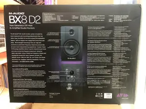 Bx8 D2 Studio Monitor