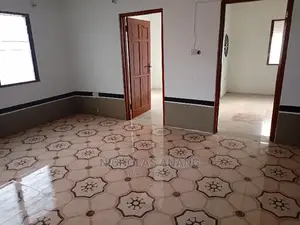 2bdrm House in New Town for rent