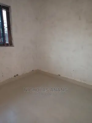 1bdrm House in New Town for rent
