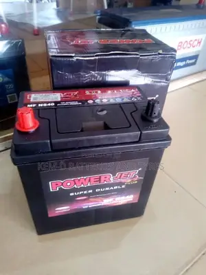 11 Plates Car Battery
