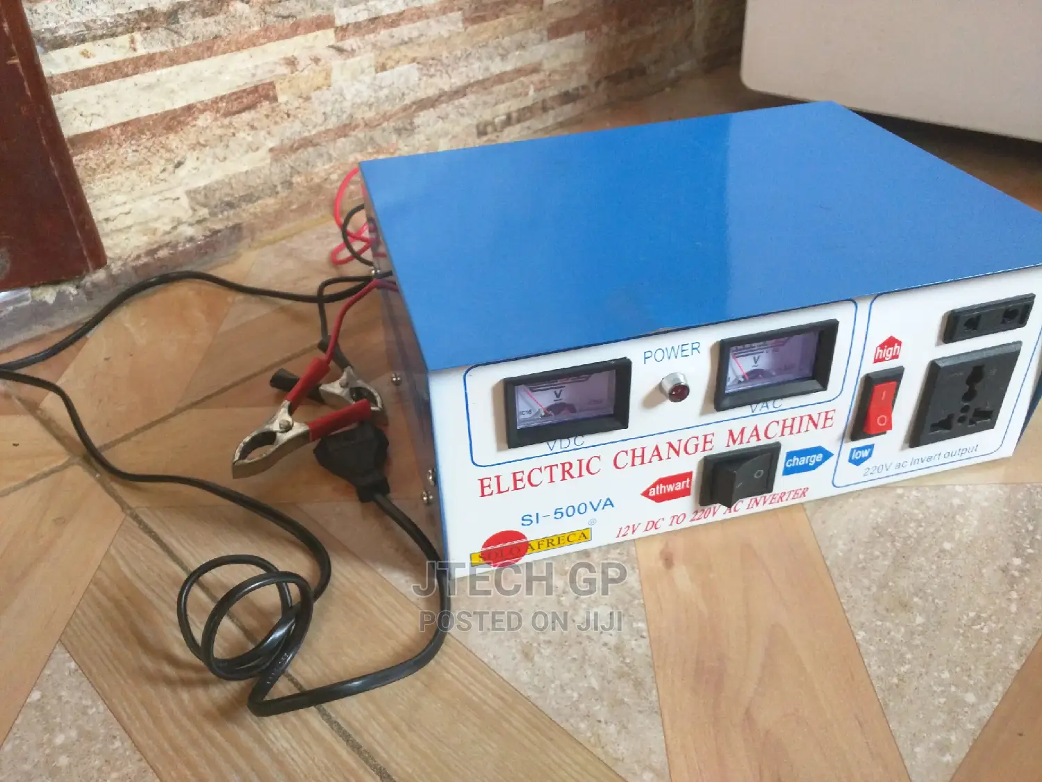 2 in 1 Universal 500 Watts Inverter+Inbuilt Battery Charger