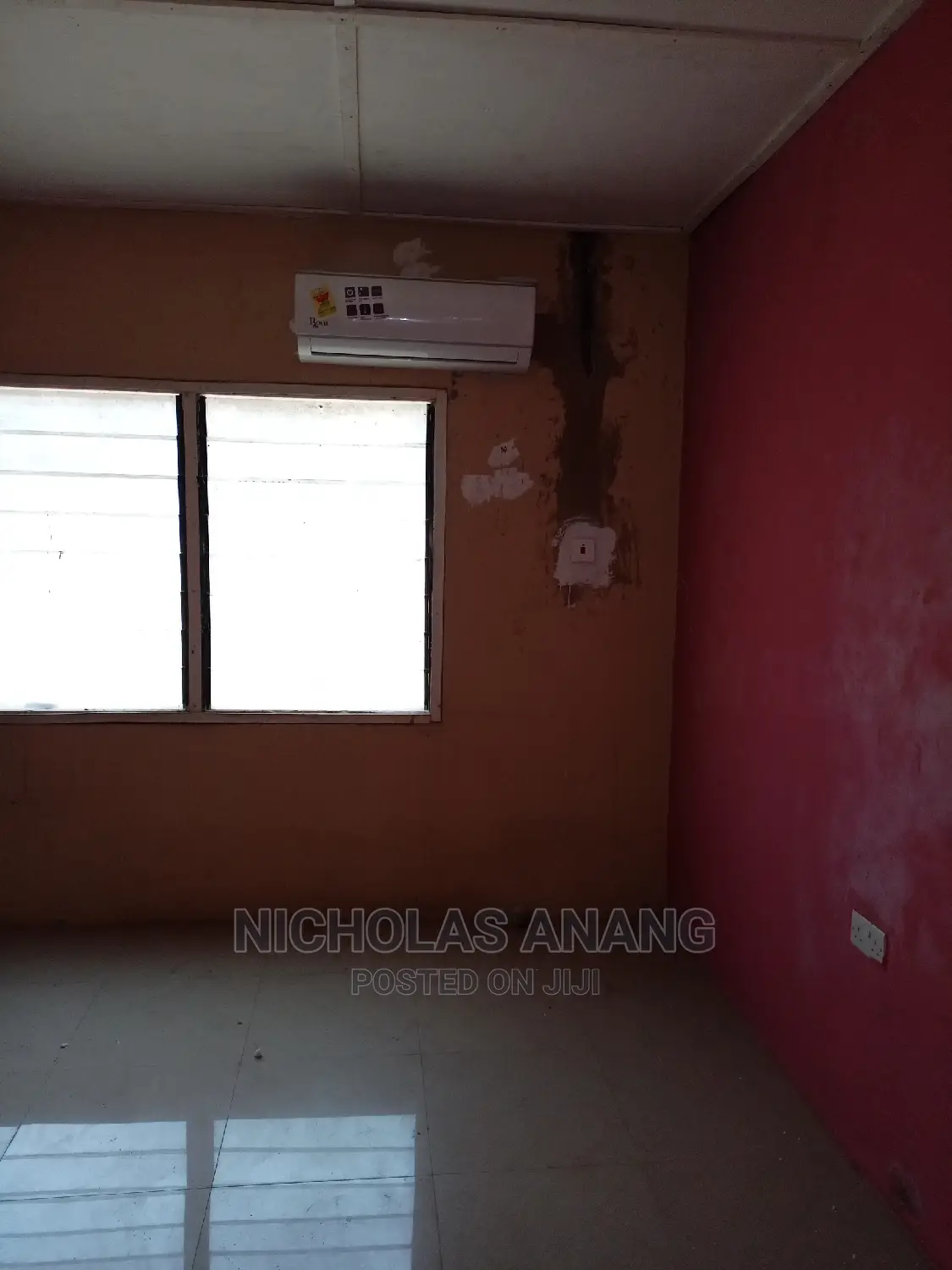 1bdrm House in New Town for rent