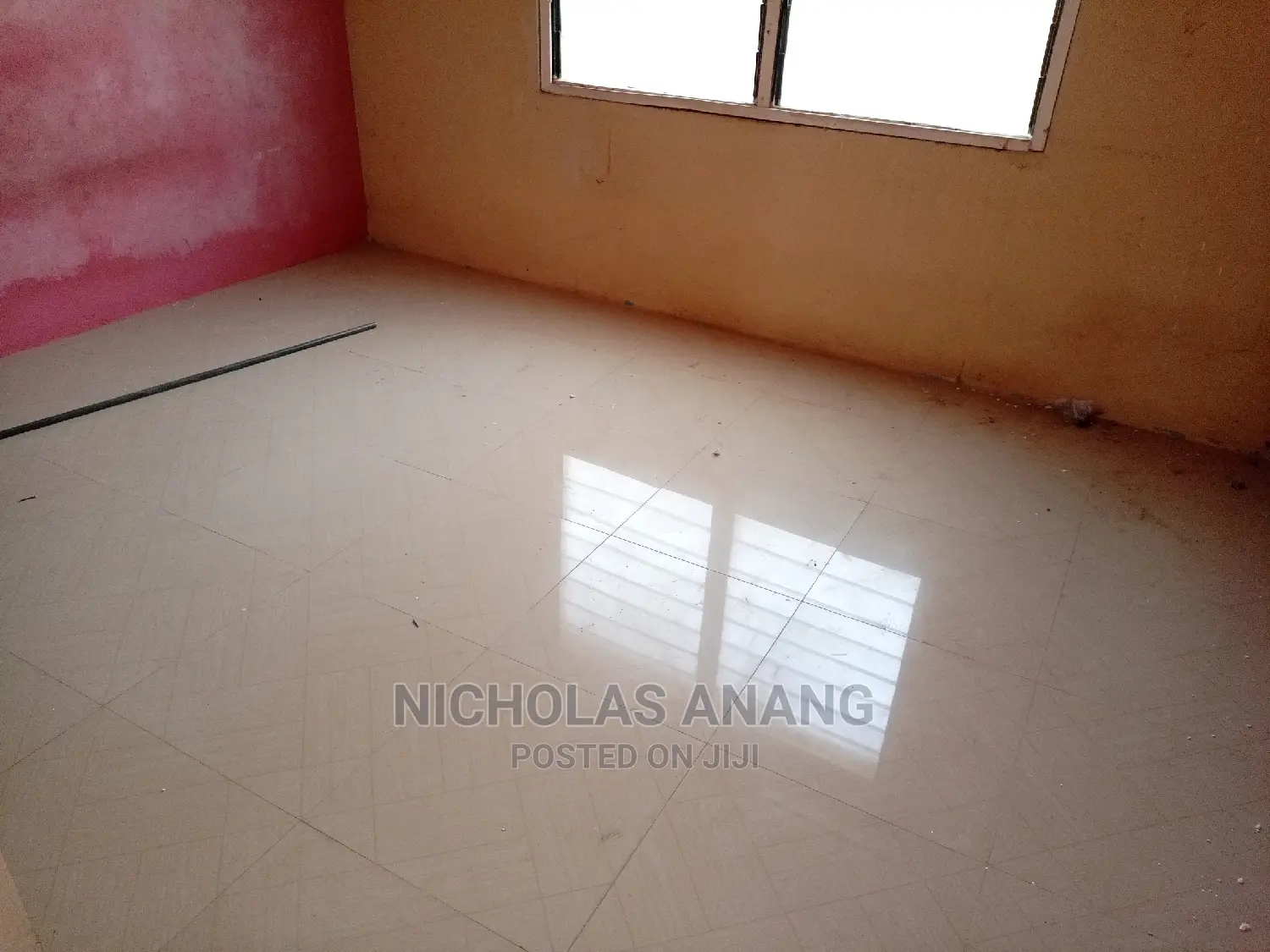 1bdrm House in New Town for rent