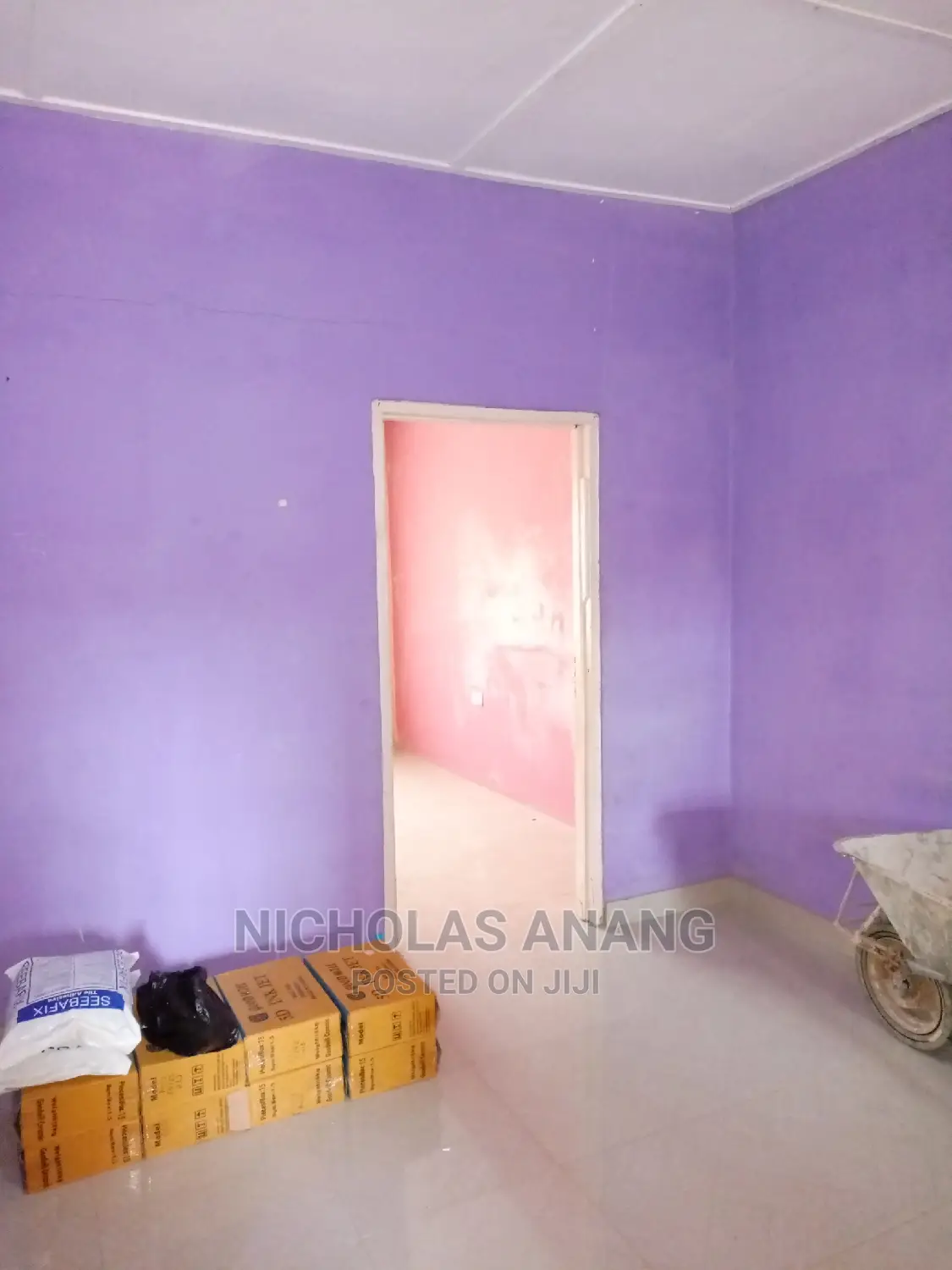 1bdrm House in New Town for rent