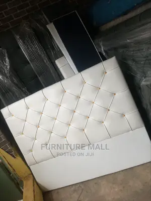 Queensize Bed 80x60 Inches