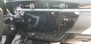 Toyota Corolla 2014-18 10inch Fullscreen Android Car System
