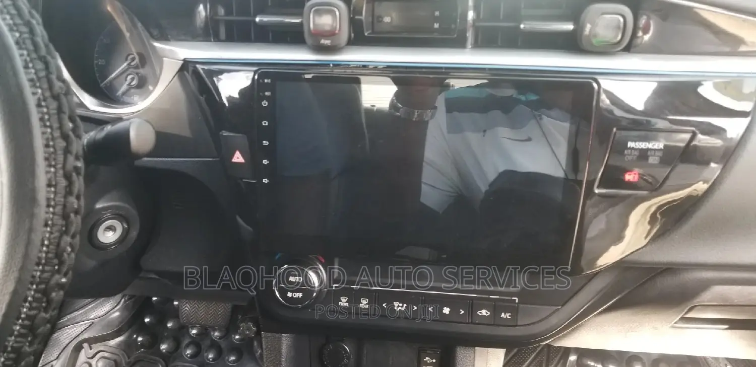 Toyota Corolla 2014-18 10inch Fullscreen Android Car System
