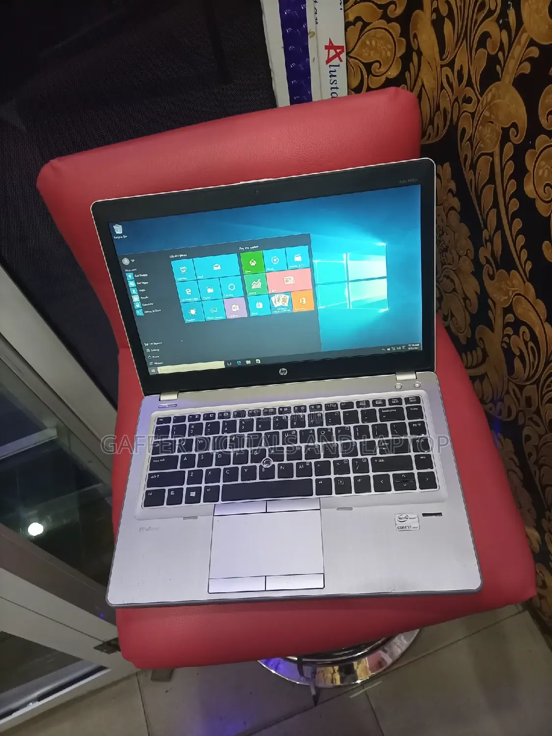 New Laptop HP EliteBook Folio 4GB Intel Core I5 HDD 256GB