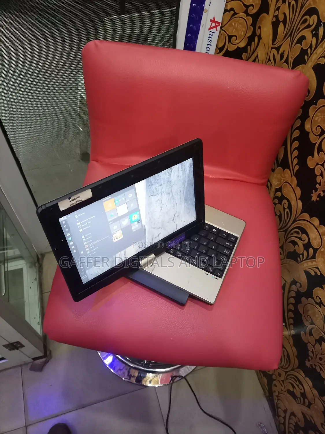 New Laptop Acer AS5755 2GB Intel Celeron HDD 250GB