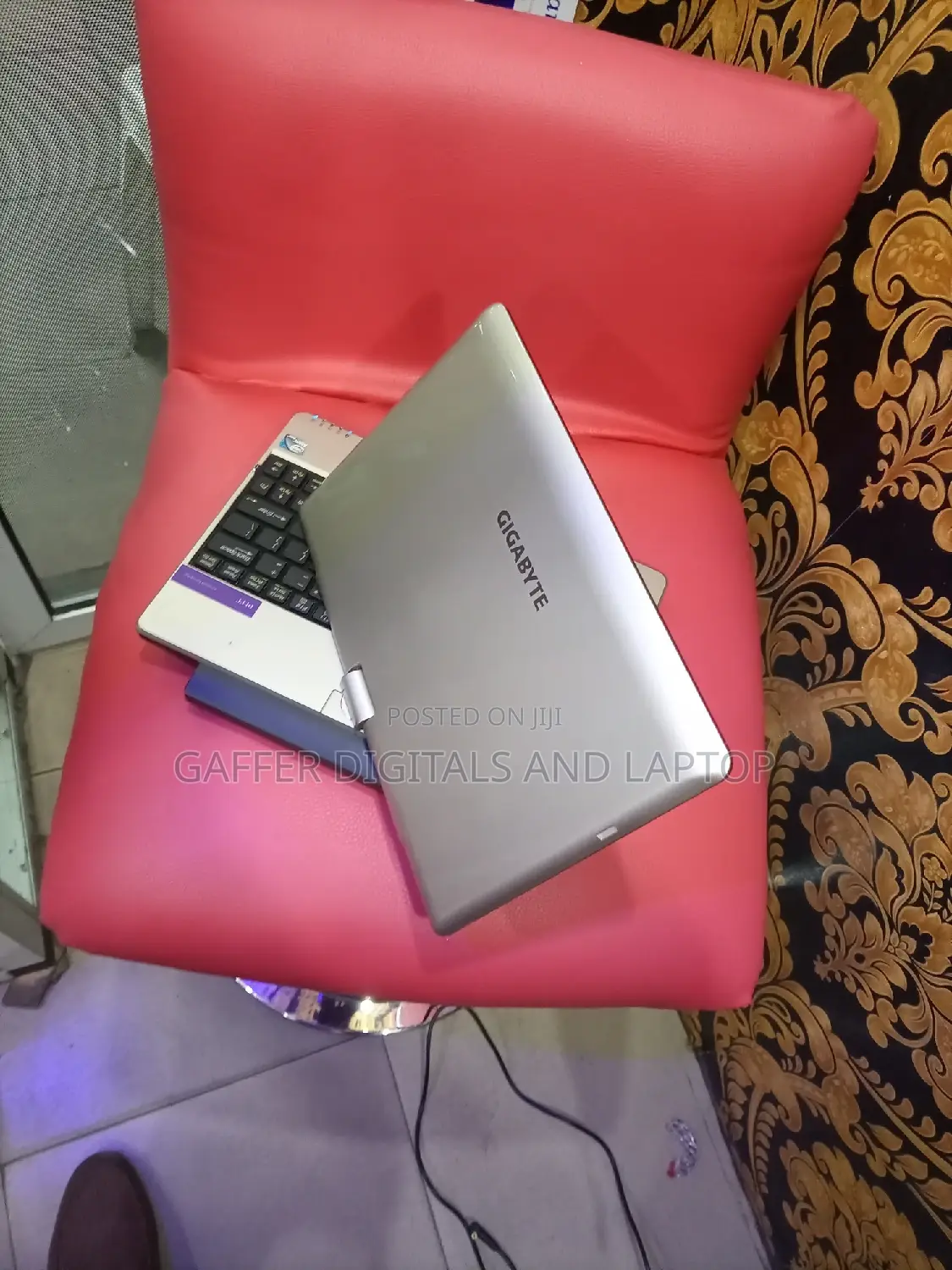 New Laptop Acer AS5755 2GB Intel Celeron HDD 250GB