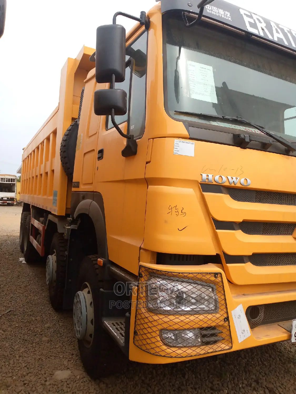New 12 Wheeler Howo Sinotruks for Sale