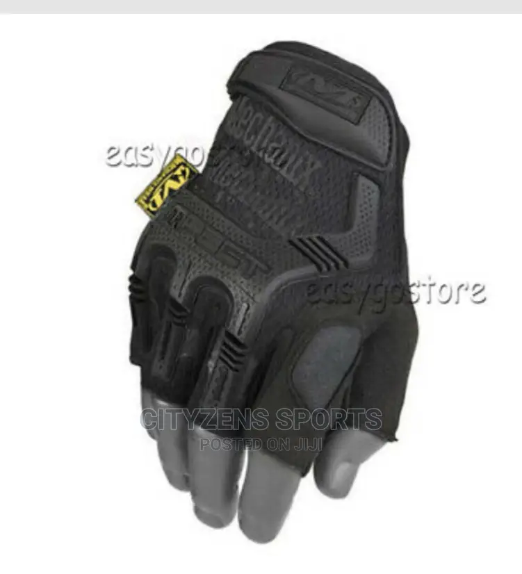 Fingerless M-Pack Gloves