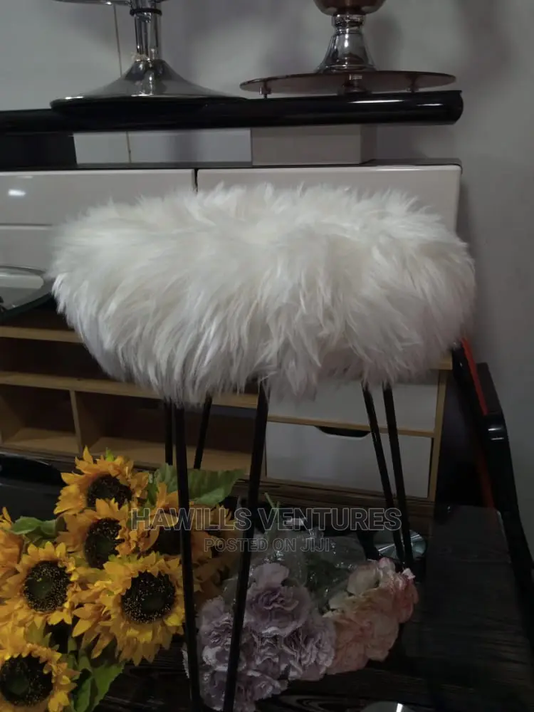 Hairry Chair