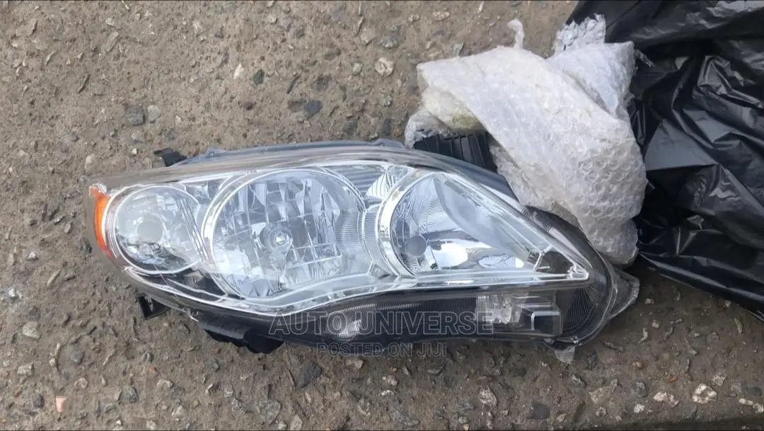 Corolla 2011-2013 Headlight Pair