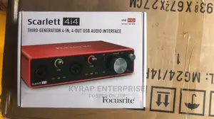 Scarlet Sound Card 4i4