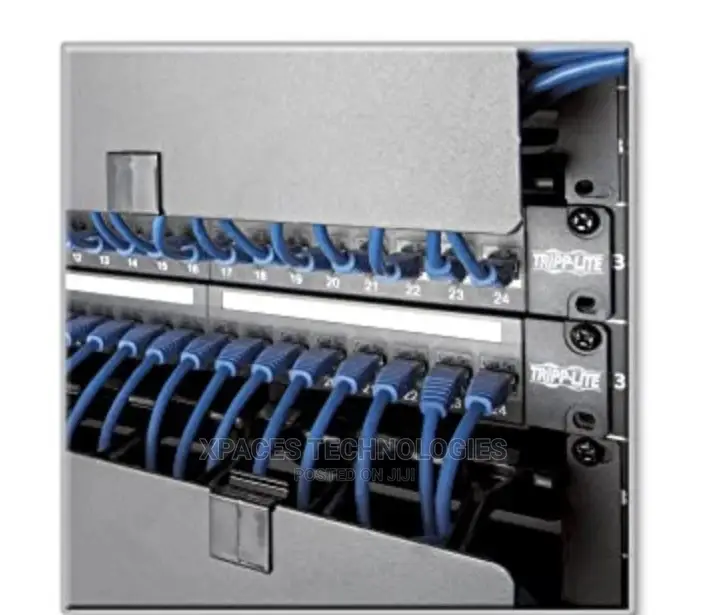 16-Port Fiber Patch Panel, 1U (SC/SC)
