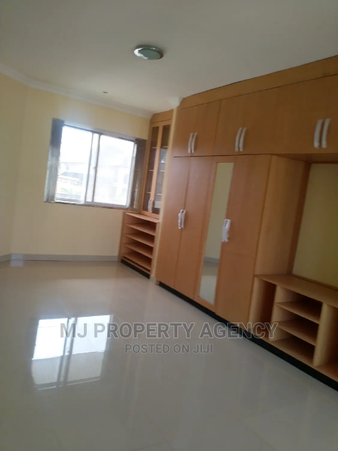 3bdrm Townhouse / Terrace in Community 25 Hfc, Tema Metropolitan