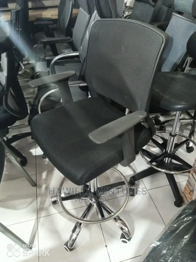 Teller High Chair.
