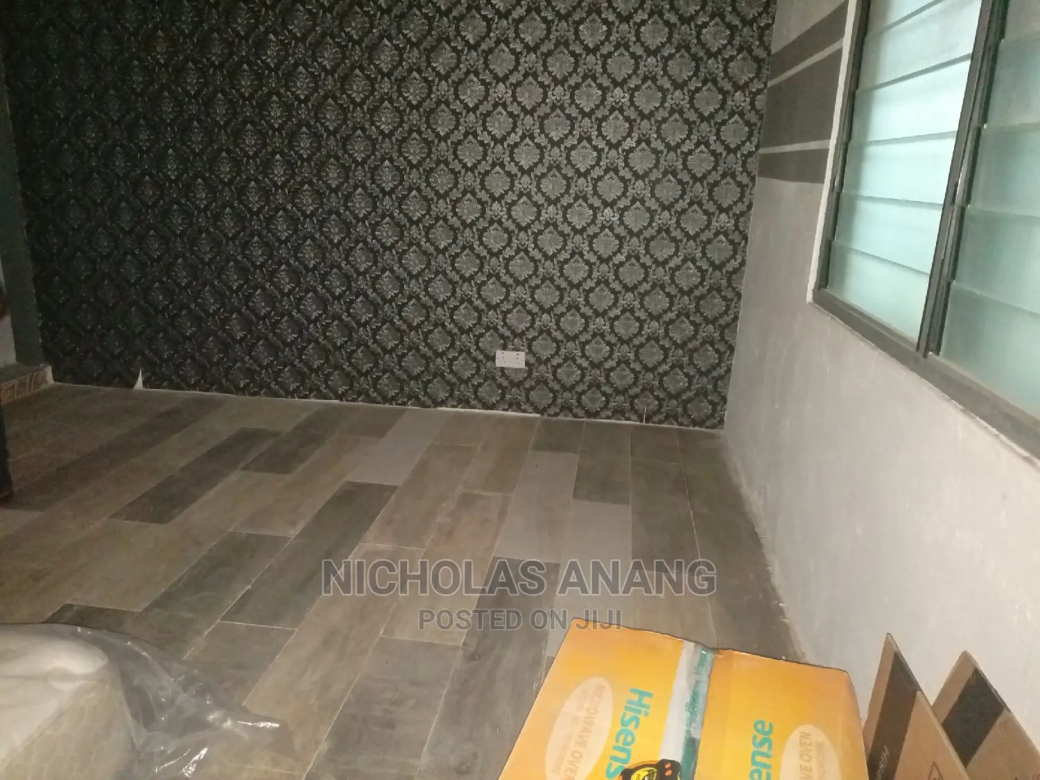 1bdrm House in New Town for rent