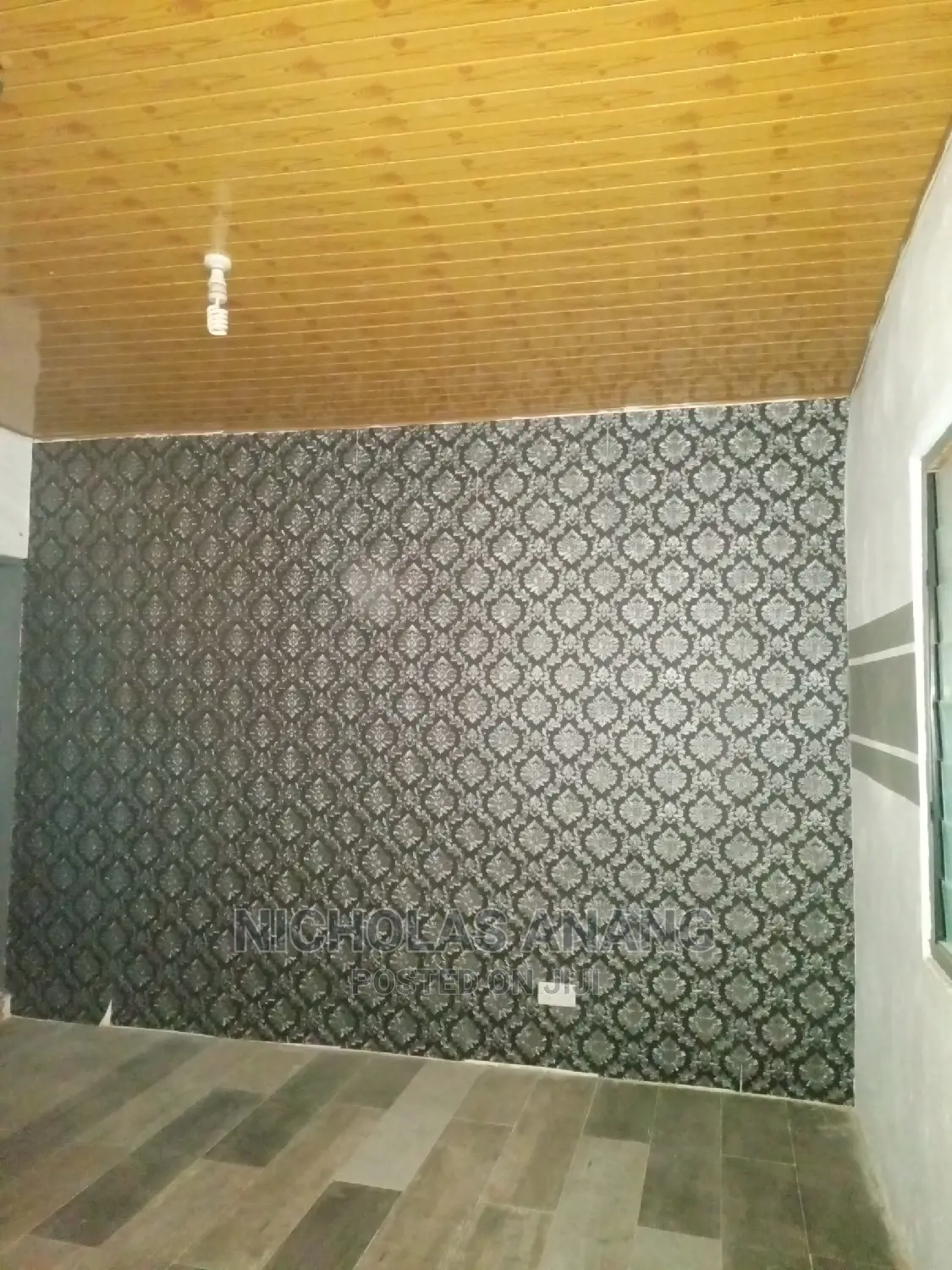 1bdrm House in New Town for rent