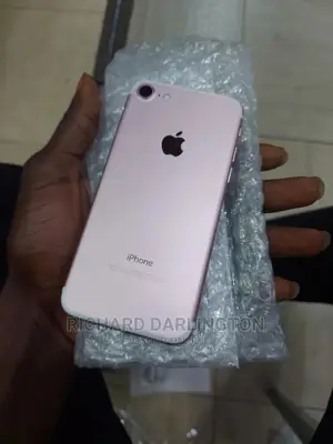 Apple iPhone 7 128 GB Gold
