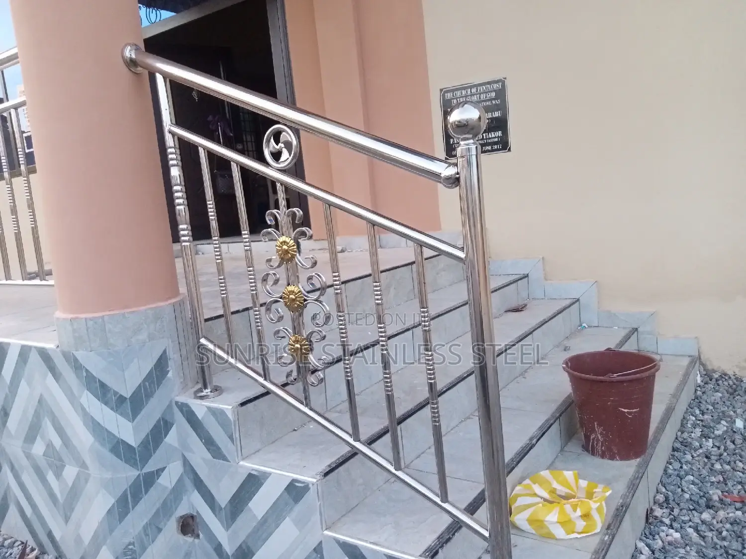 Staniless Steel and Glass Balustrade Fabrication