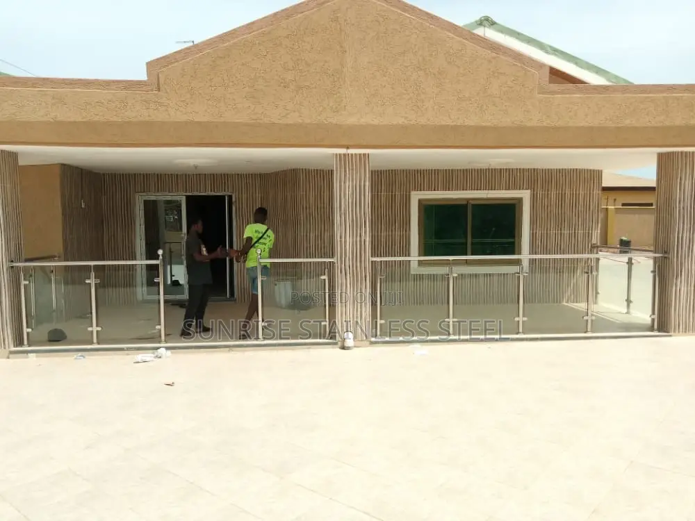 Staniless Steel and Glass Balustrade Fabrication