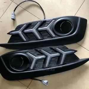 Honda Civic 2017 Front Bumper Arrow Reflector