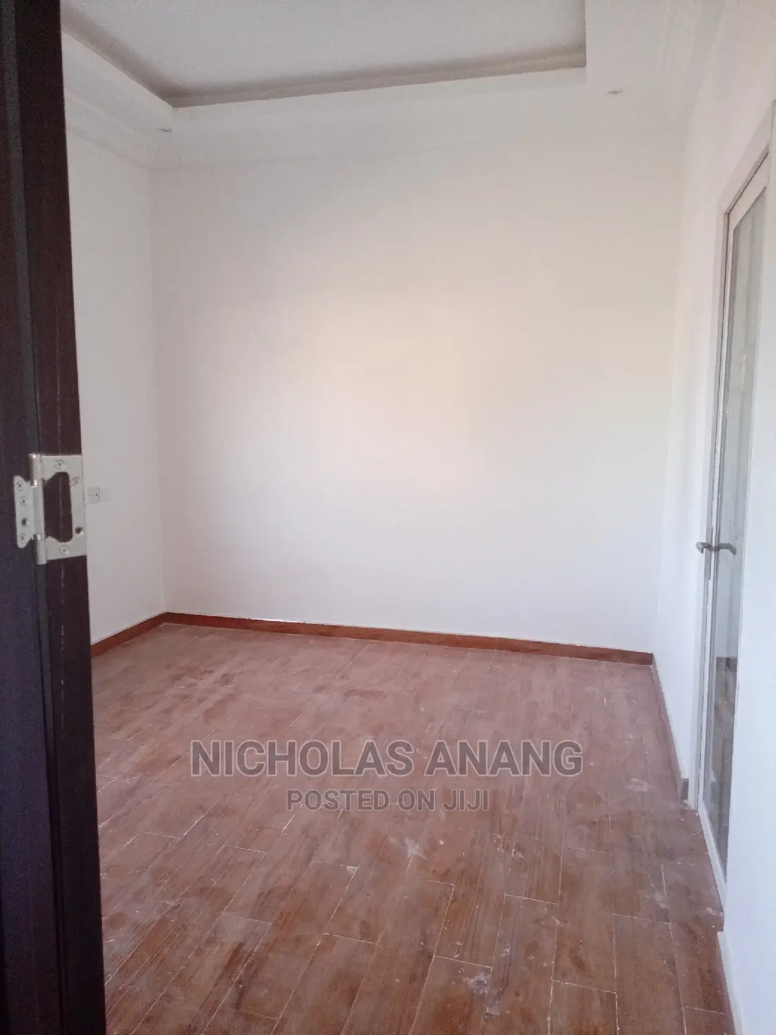 1bdrm House in New Town for rent
