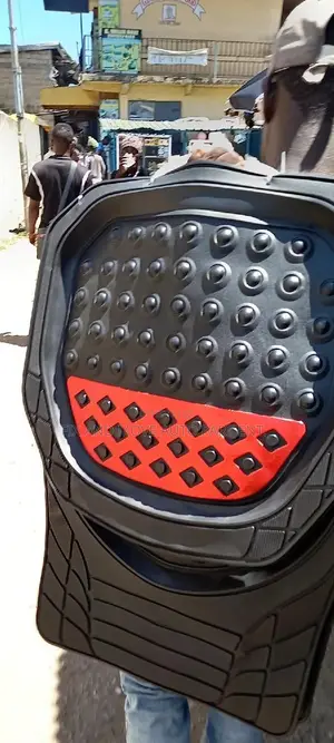 Universal Floor Mat/Carpets for All Cars Available