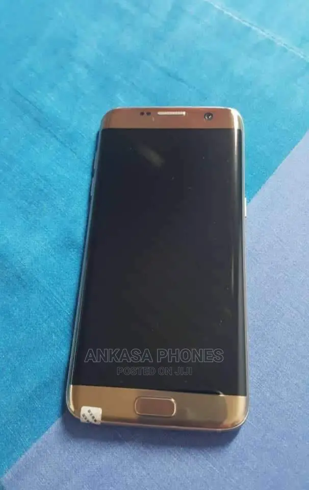 New Samsung Galaxy S7 edge 32 GB Gold