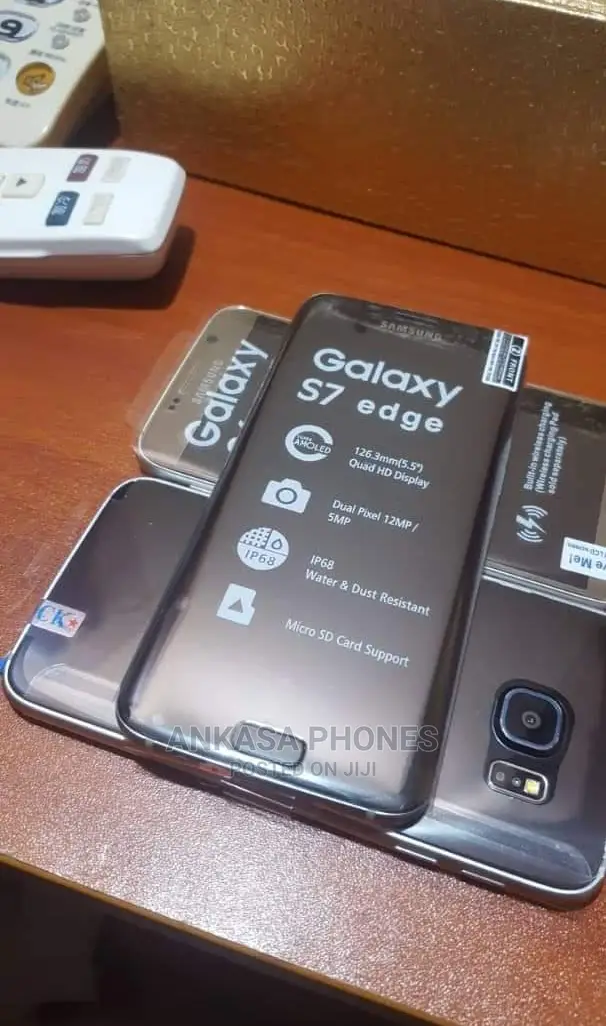 New Samsung Galaxy S7 edge 32 GB Gold