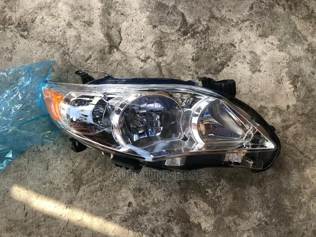 Corolla 2012 Headlight Pair