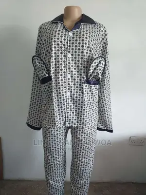 Unisex Pyjamas With Slippers