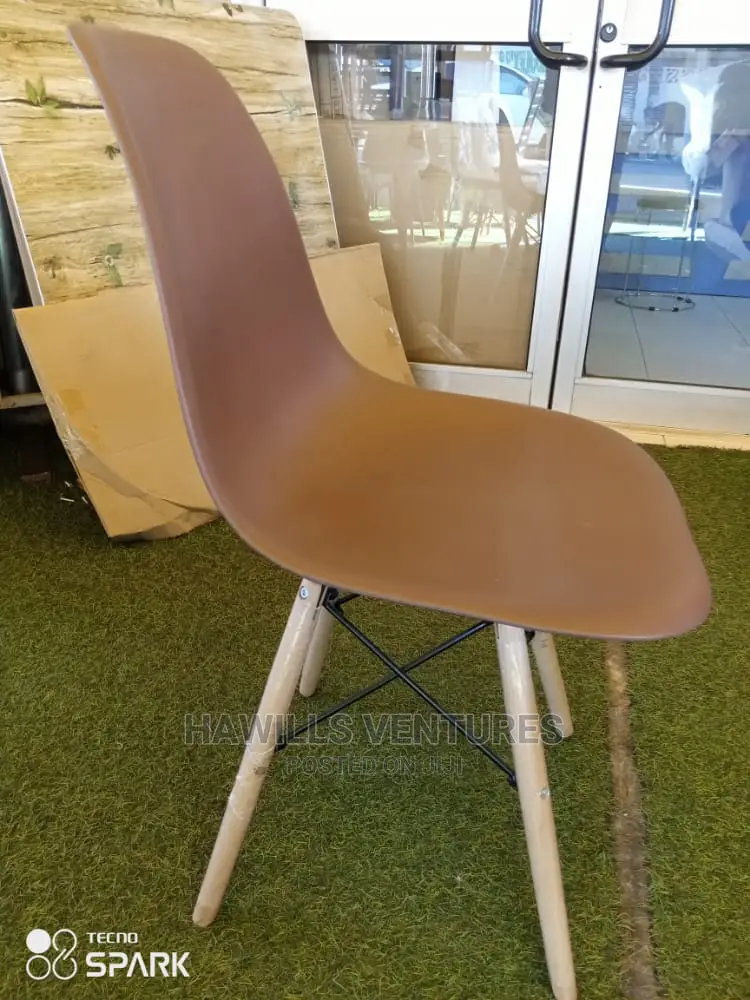 Wooden Legs Chair