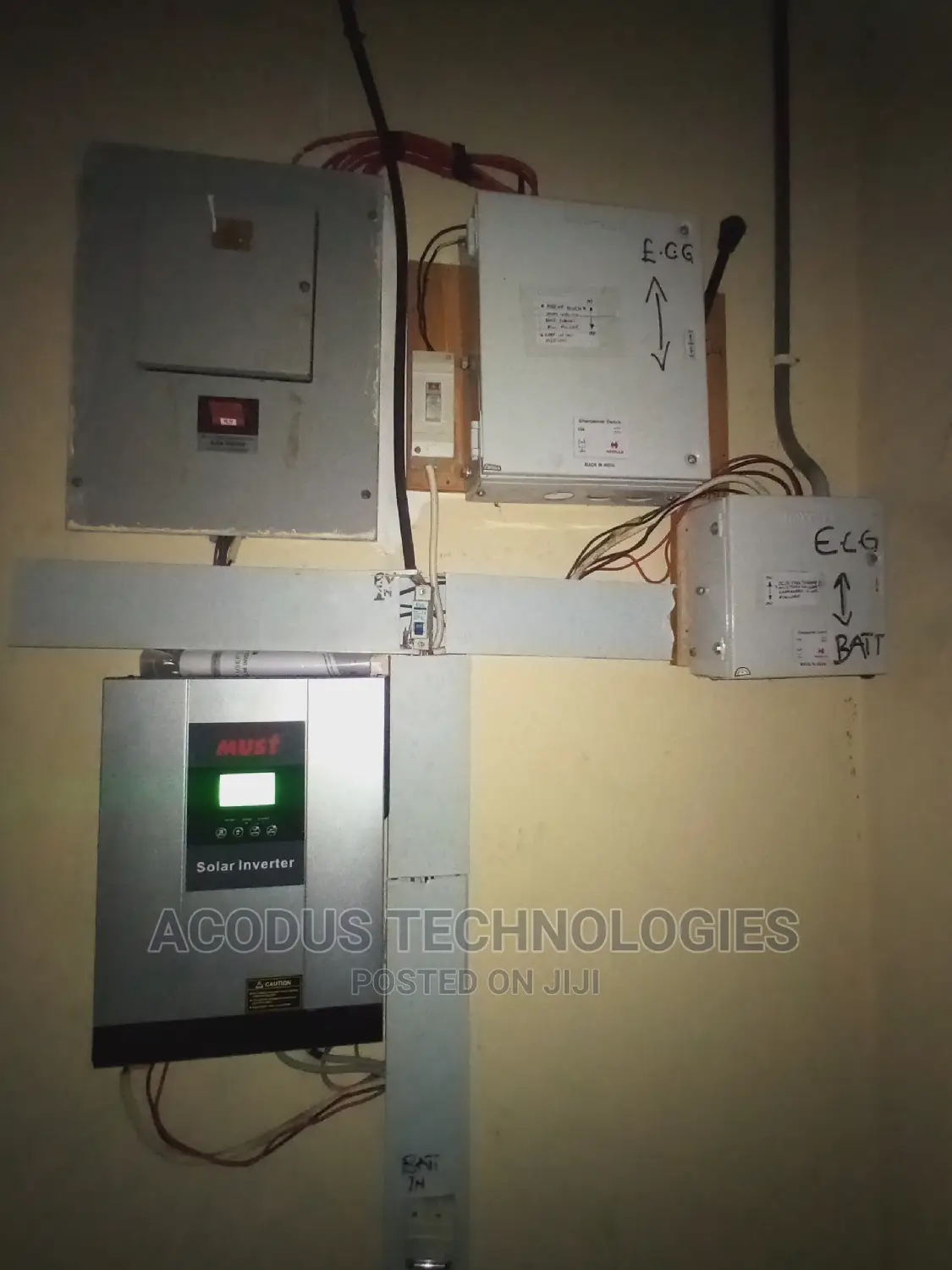 Solar Power Inverter Repairs